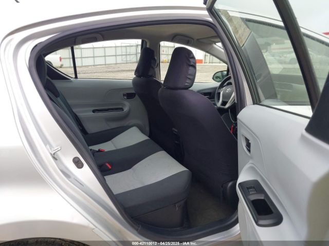 JTDKDTB34E1562443 Toyota Prius C Two