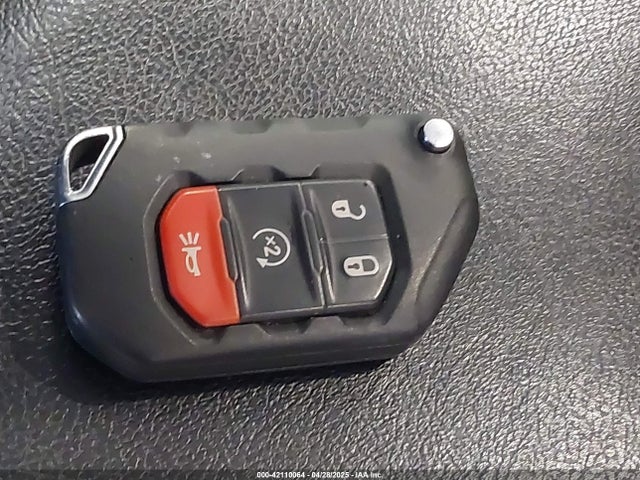 1C6JJTBGXLL214419 Jeep 2020