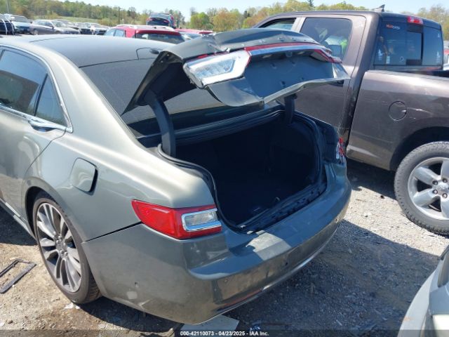 1LN6L9RP8H5603584 Lincoln Continental Reserve