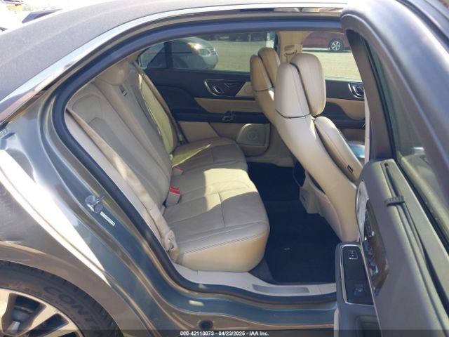 1LN6L9RP8H5603584 Lincoln Continental Reserve