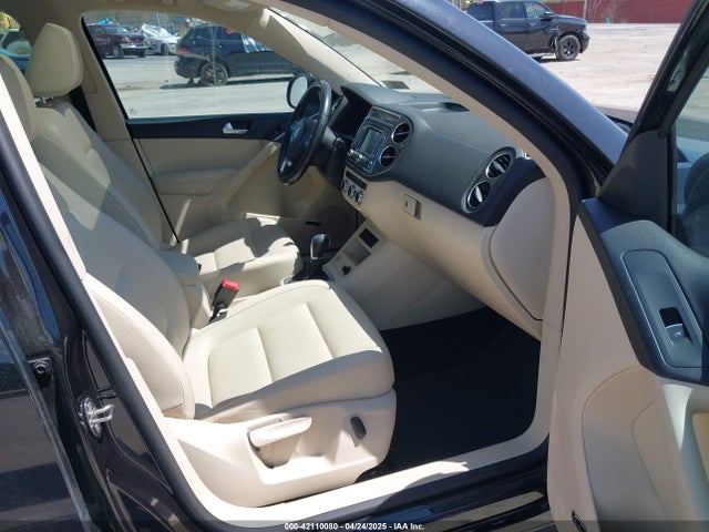 WVGBV3AX9EW564219 Volkswagen Tiguan R-line/s/se/sel