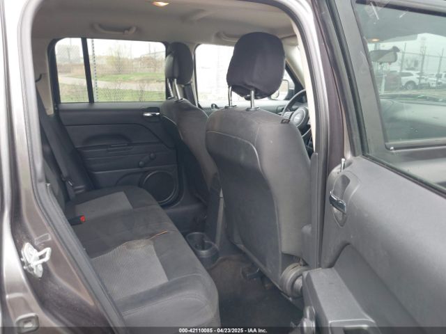 1C4NJPBA8FD419040 Jeep Patriot Sport