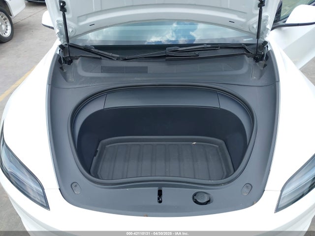 2024 TESLA MODEL 3 5YJ3E1EB6RF795164 Photo 9