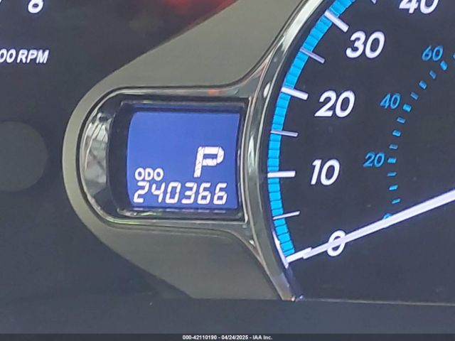 5TDYK3DC6ES444121 Toyota Sienna Xle V6 8 Passenger