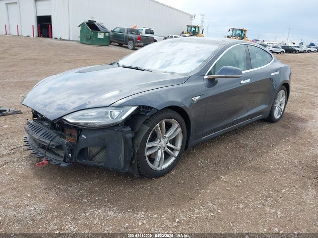 2015 TESLA MODEL S 5YJSA1H2XFF081584 Photo 1