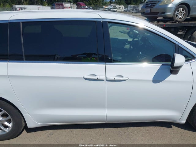 Chrysler Pacifica Touring L 2023 2C4RC1BG8PR560119 Image 14
