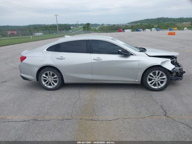 1G1ZE5ST0HF121657 Chevrolet MALIBU 1LT