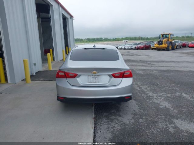 1G1ZE5ST0HF121657 Chevrolet MALIBU 1LT