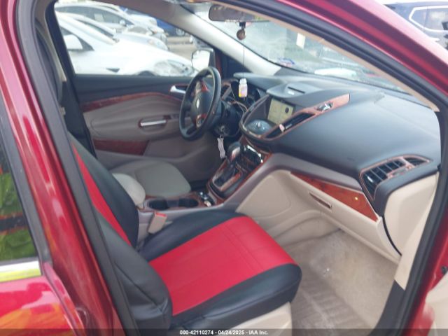 1FMCU0GX0GUA97106 Ford ESCAPE SE