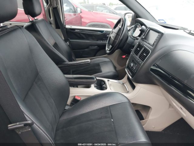 2C4RDGCG2GR236503 Dodge Grand Caravan Sxt