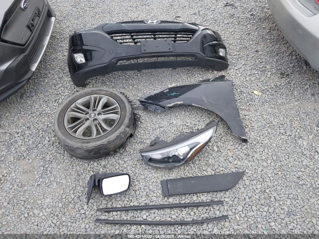 KM8JU3AG7FU109817 Hyundai TUCSON SE