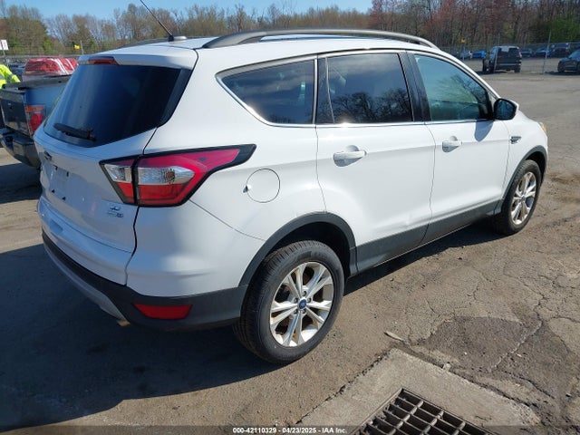 Ford ESCAPE SE 2018 1FMCU9GD6JUB18297 Image 4