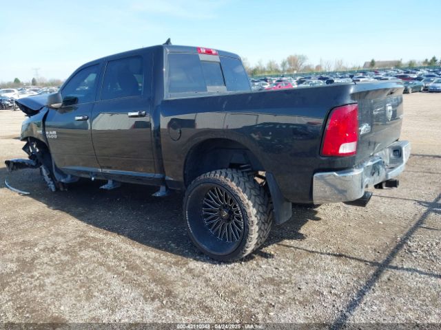 2018 RAM 1500 1C6RR7LT1JS332585 Photo 2