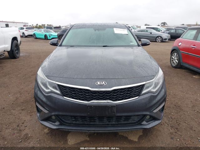 5XXGT4L35KG318216 KIA Optima S