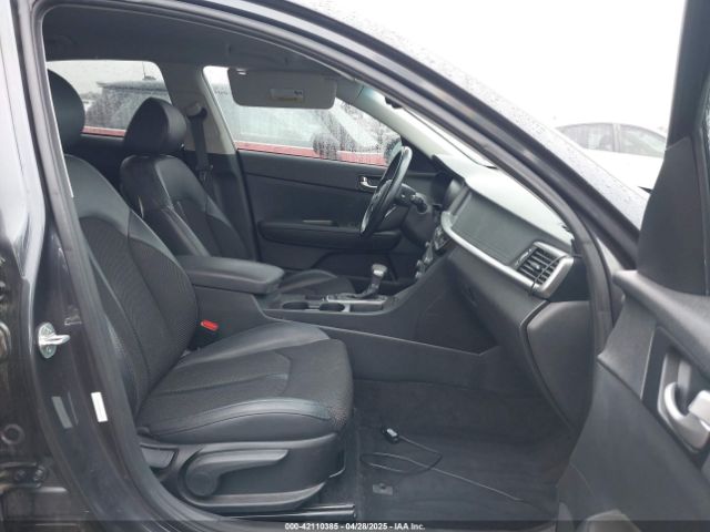 5XXGT4L35KG318216 KIA Optima S