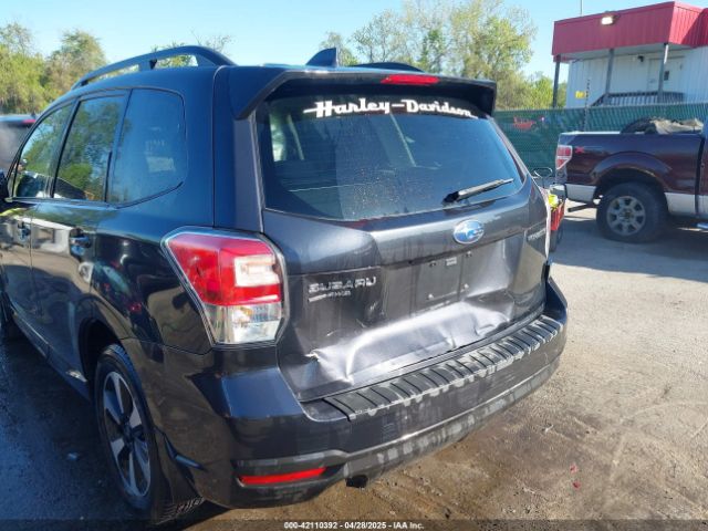 JF2SJAGC0JH598882 Subaru Forester 2.5i Premium