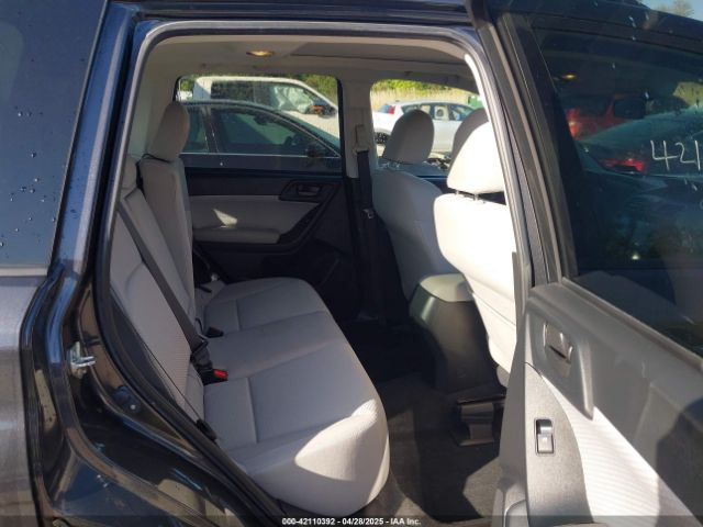 JF2SJAGC0JH598882 Subaru Forester 2.5i Premium