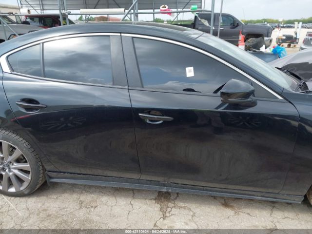 JM1BPABL0M1320646 Mazda MAZDA3