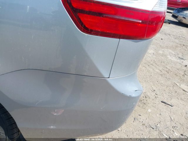 5TDKK3DC5FS642583 Toyota Sienna Le 8 Passenger