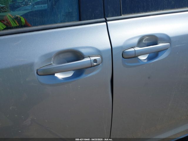 5TDKK3DC5FS642583 Toyota Sienna Le 8 Passenger