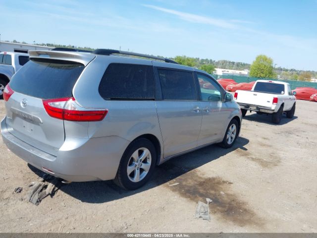 5TDKK3DC5FS642583 Toyota Sienna Le 8 Passenger