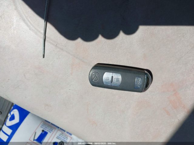 JM3KE2DY3G0709576 Mazda py