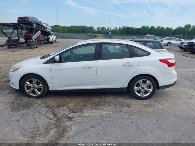 1FADP3F27EL215703 Ford FOCUS SE