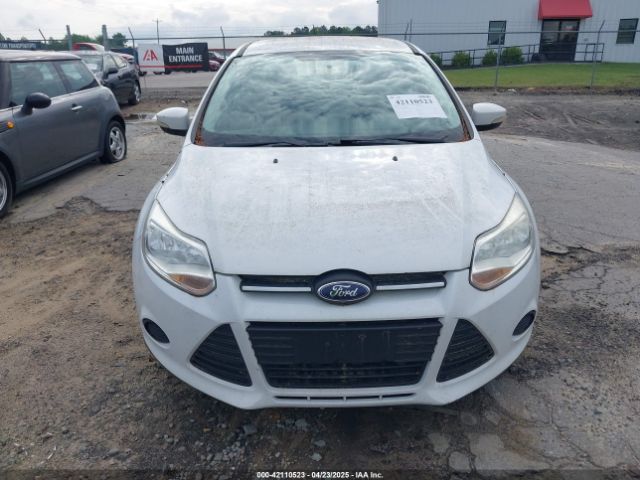 1FADP3F27EL215703 Ford FOCUS SE