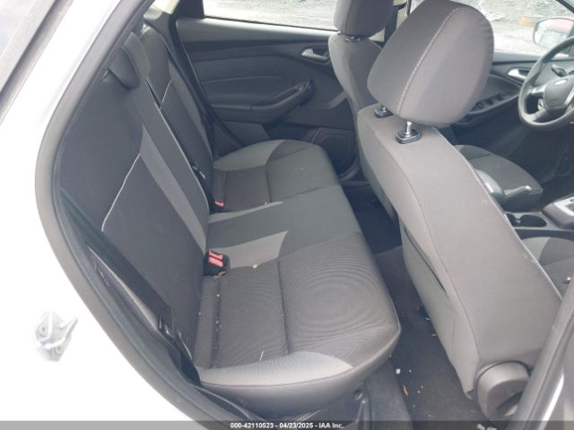 1FADP3F27EL215703 Ford FOCUS SE