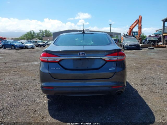 3FA6P0HD2HR122356 Ford FUSION SE