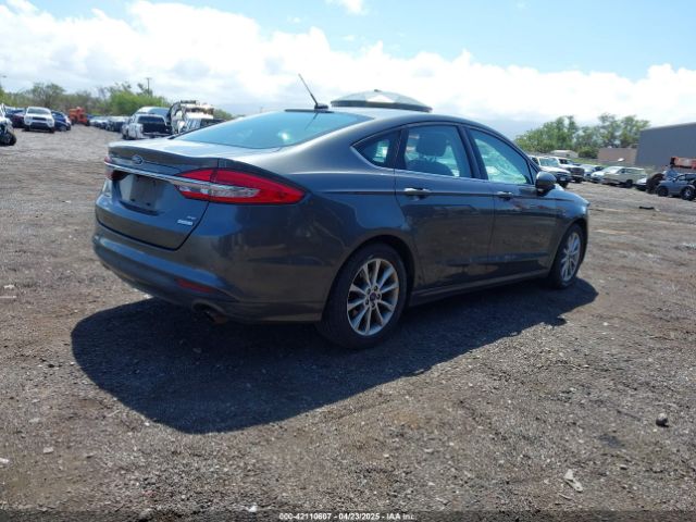 3FA6P0HD2HR122356 Ford FUSION SE