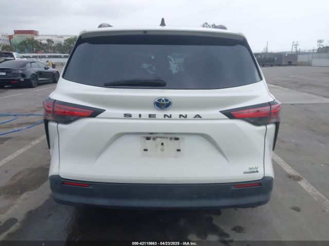 5TDJRKEC8MS010030 Toyota SIENNA XLE