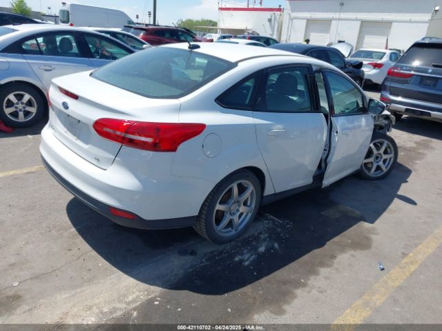 1FADP3F24HL232527 Ford FOCUS SE