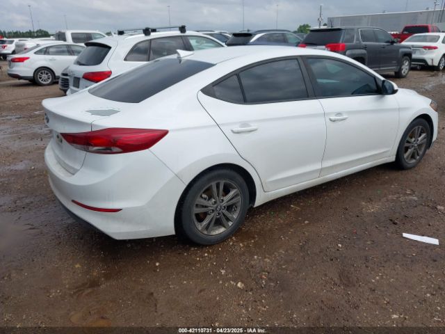 5NPD84LF5JH303006 Hyundai ELANTRA SEL