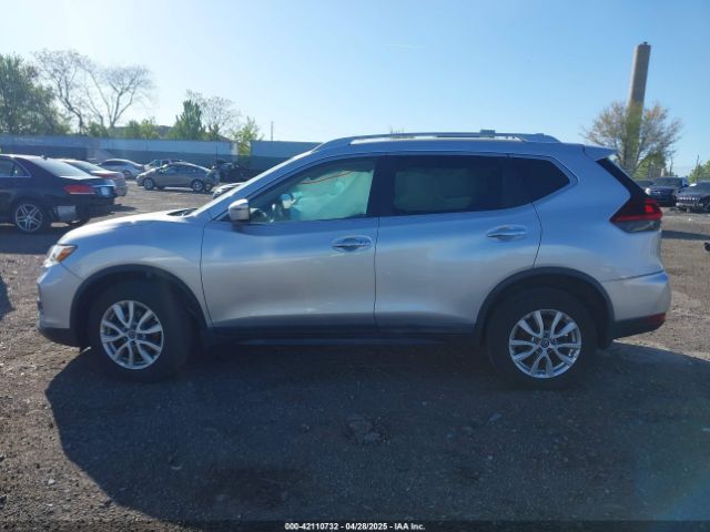 KNMAT2MV9JP595095 Nissan ROGUE SV