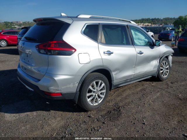 KNMAT2MV9JP595095 Nissan ROGUE SV
