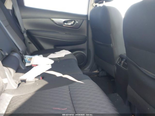 KNMAT2MV9JP595095 Nissan ROGUE SV