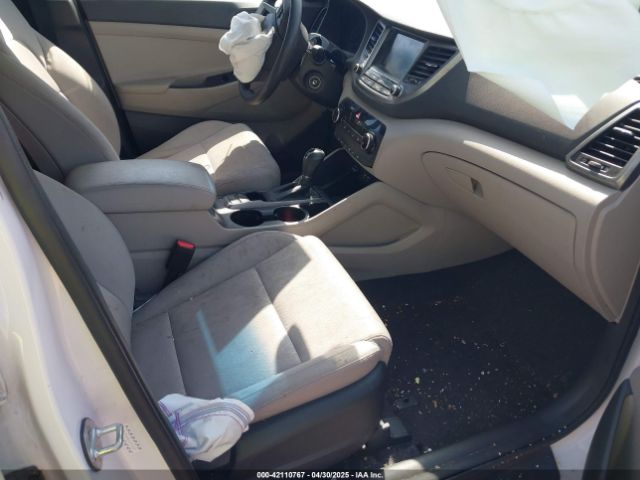 KM8J3CA46JU612269 Hyundai TUCSON SEL