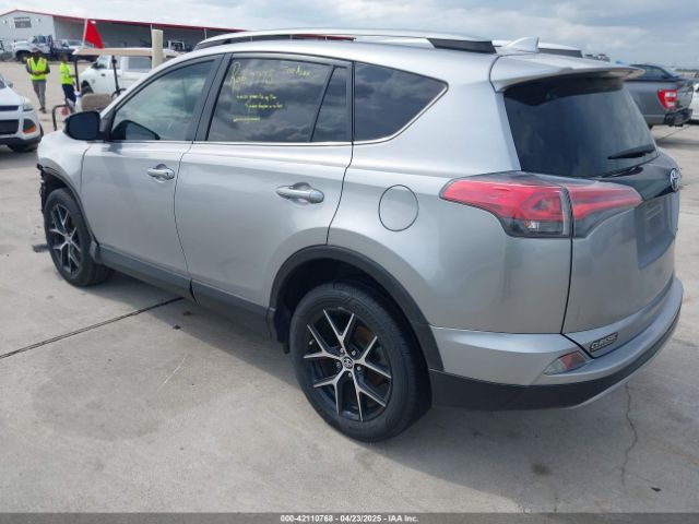 2T3NFREV9JW424156 Toyota RAV4 SE