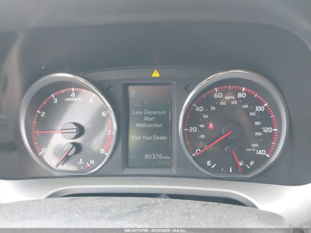 2T3NFREV9JW424156 Toyota RAV4 SE