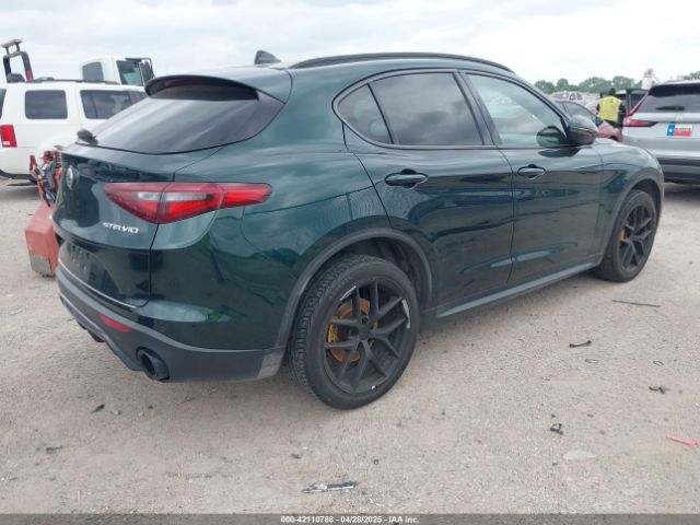 2018 ALFA ROMEO STELVIO ZASFAKNN6J7C04051 Photo 3