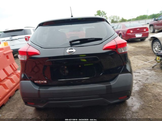 3N1CP5CU1KL565631 Nissan KICKS S