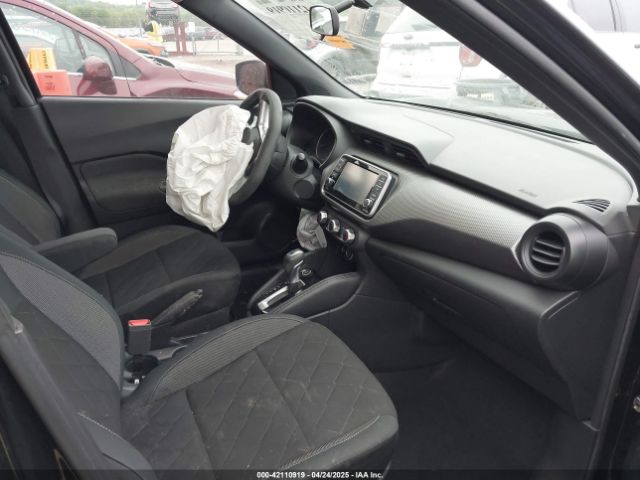 3N1CP5CU1KL565631 Nissan KICKS S