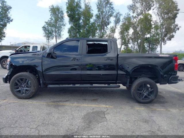3GCPKCEK6SG182113 Chevrolet Silverado 1500 4wd  Short Bed Custom Trail Boss