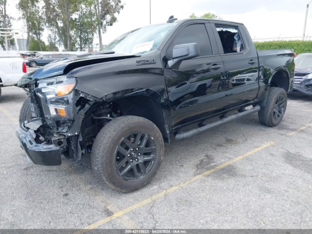 3GCPKCEK6SG182113 Chevrolet Silverado 1500 4wd  Short Bed Custom Trail Boss