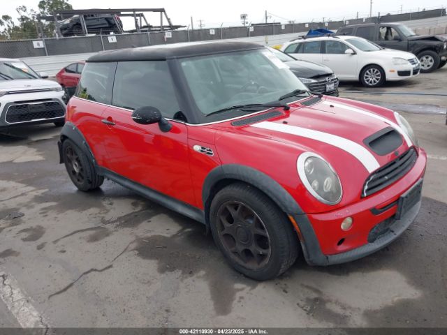 2005 MINI COOPER S WMWRE33575TL12045 Photo 0