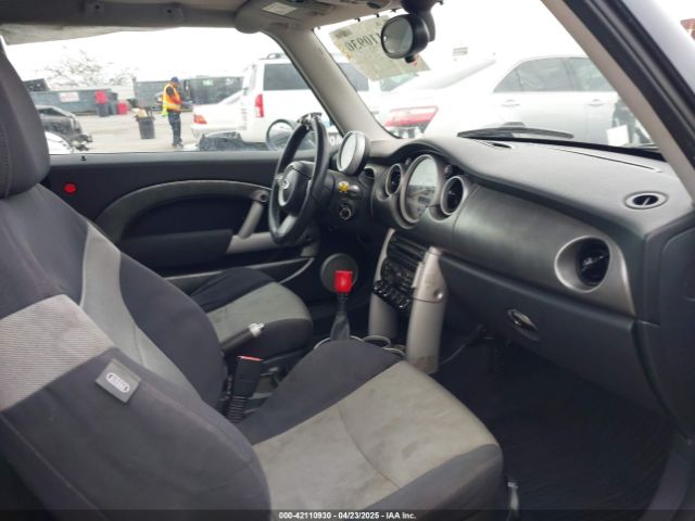 2005 MINI COOPER S WMWRE33575TL12045 Photo 4