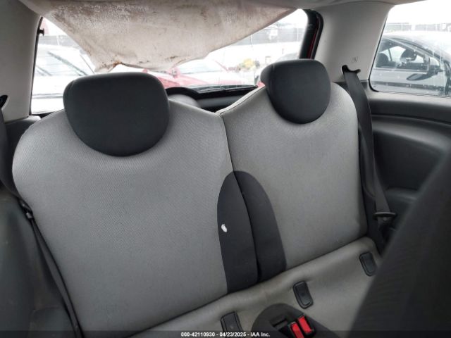 2005 MINI COOPER S WMWRE33575TL12045 Photo 7