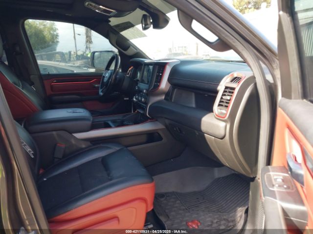 1C6SRFLT2KN696557 RAM 1500 Rebel  4x4 5'7 Box