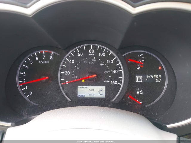 JN8AE2KP0F9127822 Nissan Quest Sv